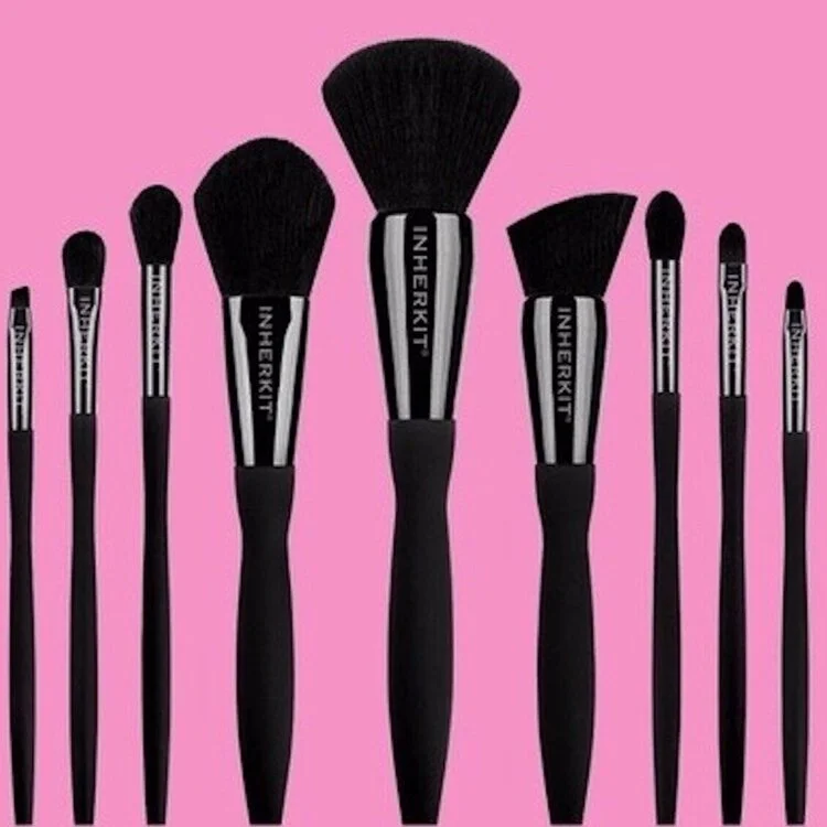 How To Use Your Make Up Brushes…