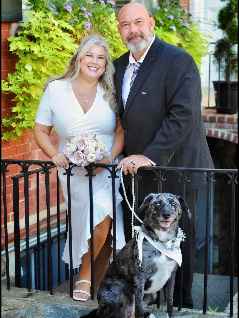 We&rsquo;re not &ldquo;barking up the wrong tree&rdquo; when we tell people the #HeartofWarrenton is the perfect romantic destination &hearts;️ Congratulations to Jennifer &amp; Johnny on celebrating their years together with a lovely morning elopeme