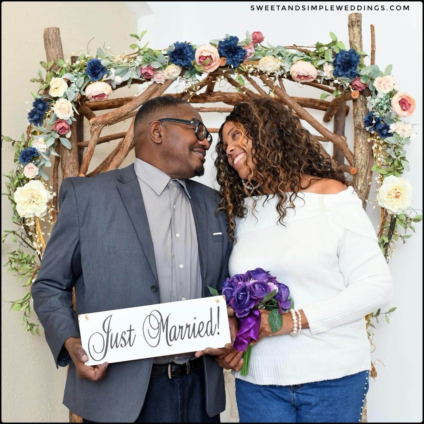 Need to get married during the holidays?

Our Express Wedding Service is a perfect solution! No guests or ceremony, everything is done in a few minutes. An easy &amp; convenient way to legally marry for couples planning a destination wedding or large