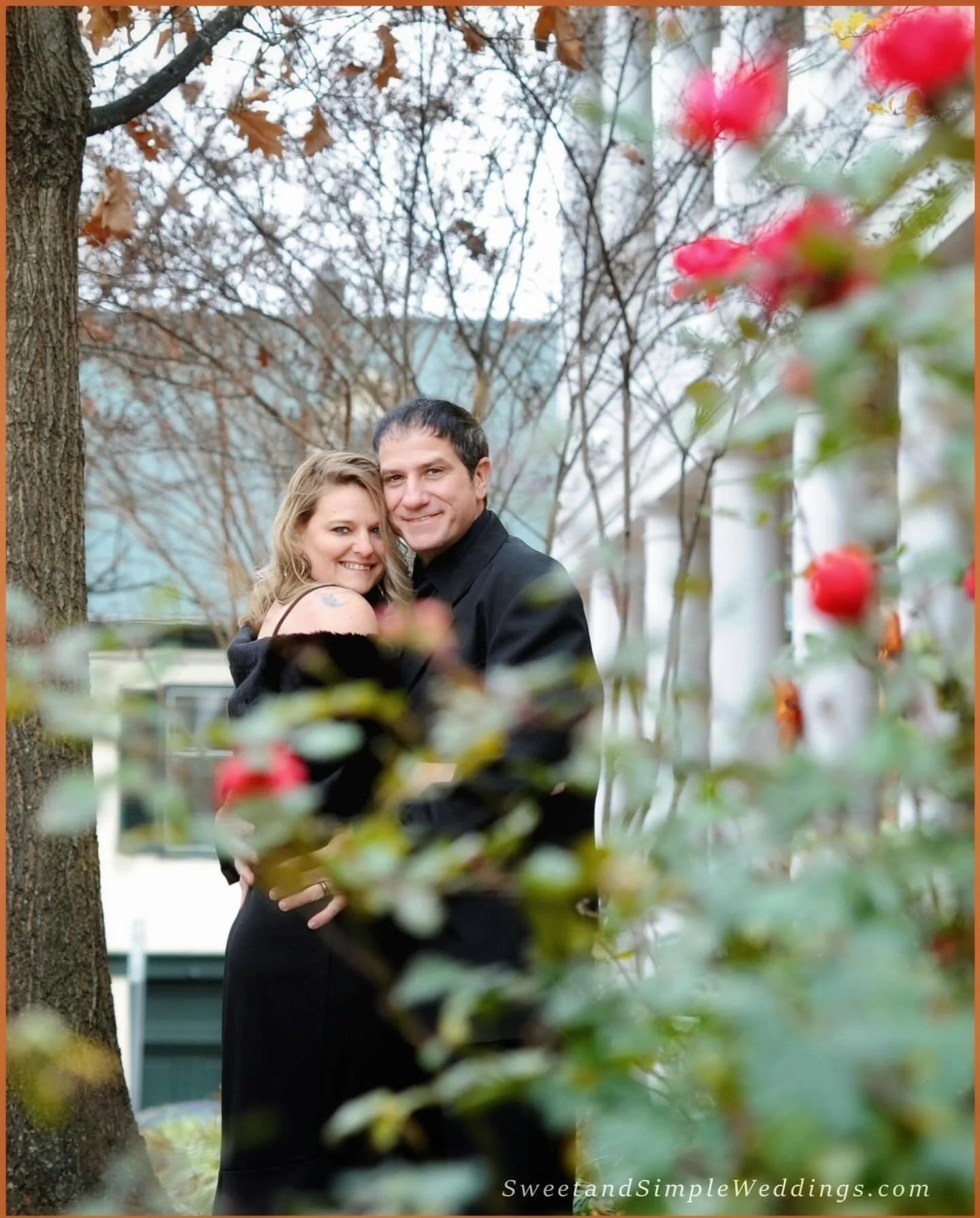 It&rsquo;s always good weather to &ldquo;snuggle up&rdquo; for a picture! 📸 As we were preparing the gallery for Shawna &amp; Patrick&rsquo;s sweet #HeartofWarrenton elopement, we found a reminder that we couldn&rsquo;t resist. &hearts;️😍

#virgini