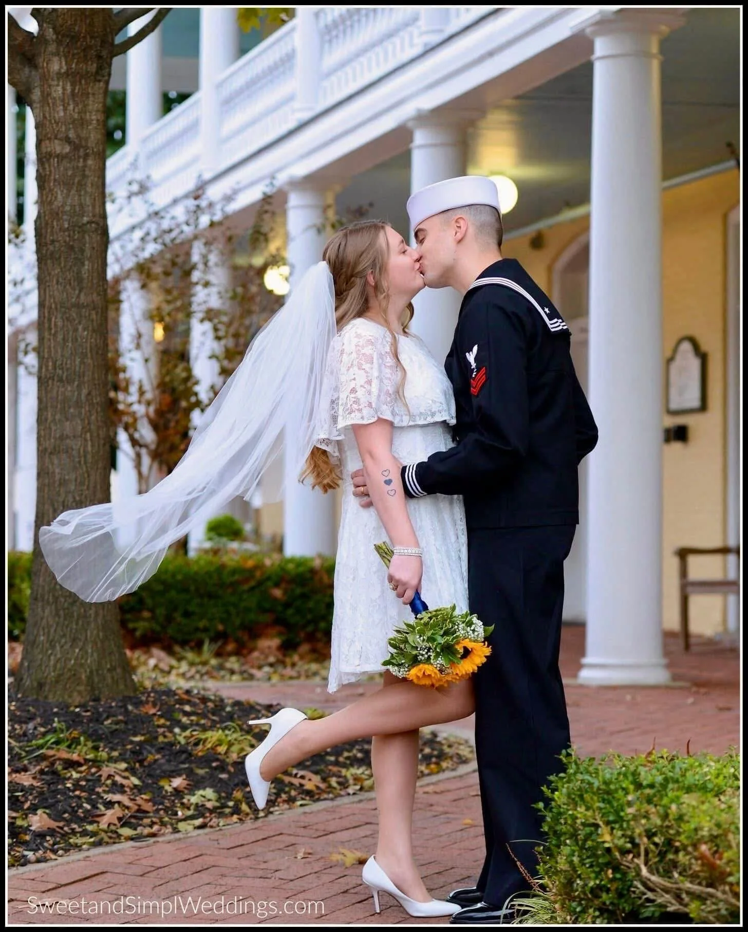 Memorial Day serves as a reminder that for every soldier who chooses to serve our country, there&rsquo;s someone at home who loves them.&hearts;️🇺🇸

We honor the sacrifice of our soldiers and their families, and we&rsquo;re proud to offer beautiful
