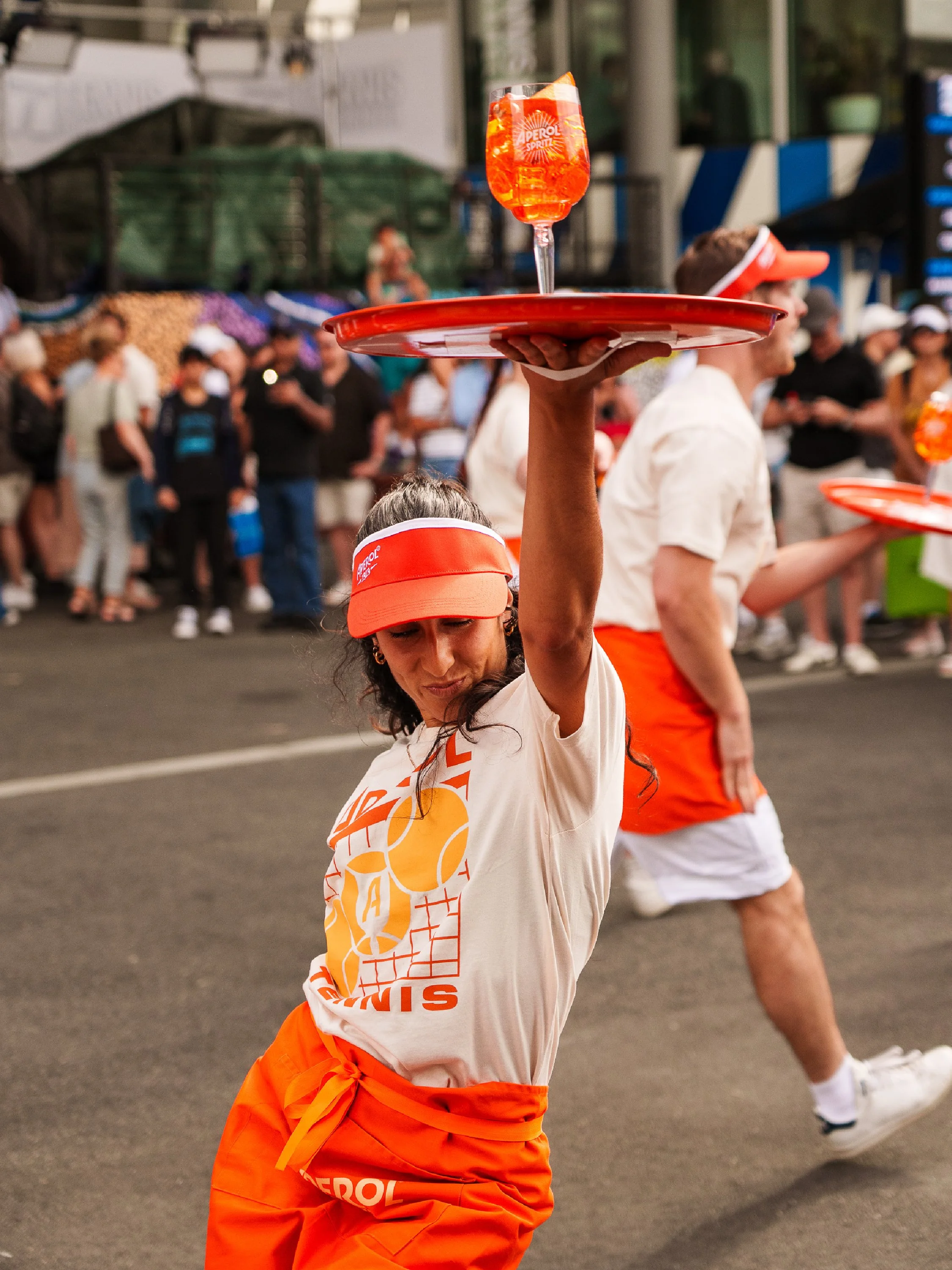 Aperol_AO_Editorial-Carousel_Stunt_05.jpg