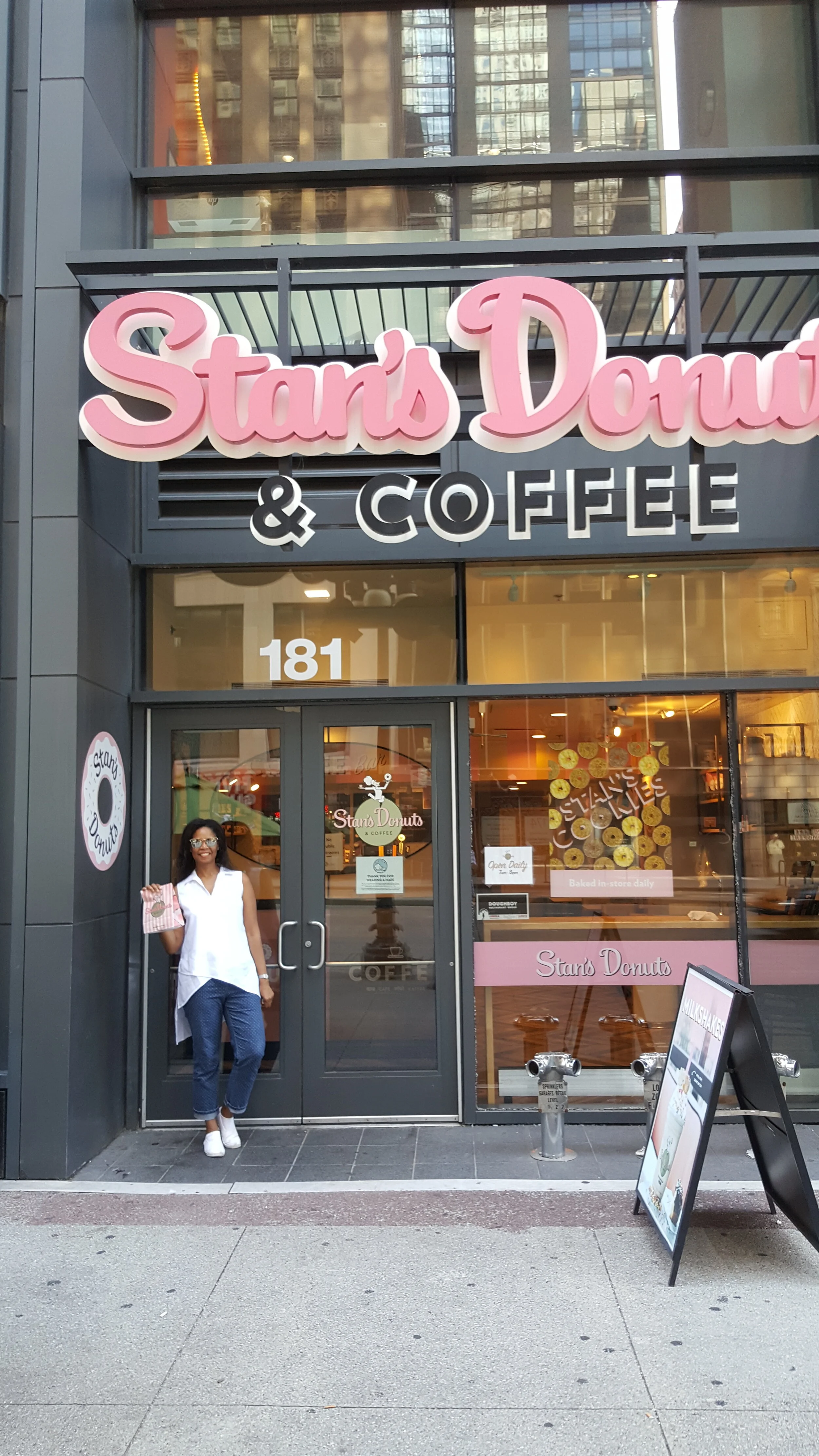 2 Easy SelfGuided Donut Walking Tours in Chicago