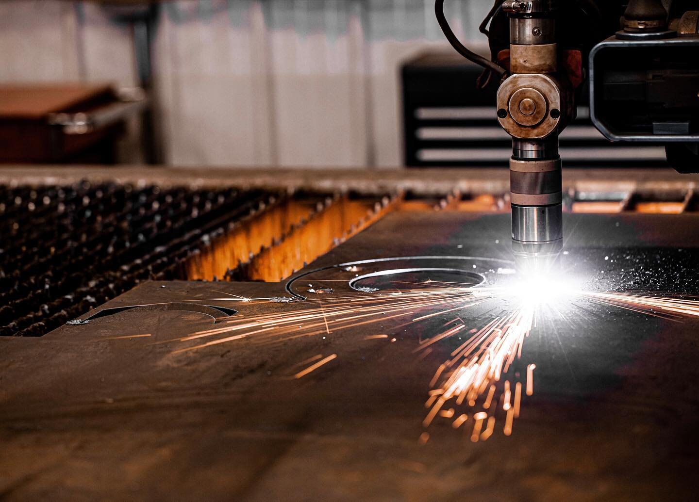 Our CNC plasma table is certainly our most valuable machine! 

It allows for complexity to be a part of our normal design process. 

.
.
.
.
.
.
.
.
.
.
#weldinglife 
#homedecorideas 
#calgarylife 
#alberta 
#canadianmade 
#explorecalgary 
#ruralalbe