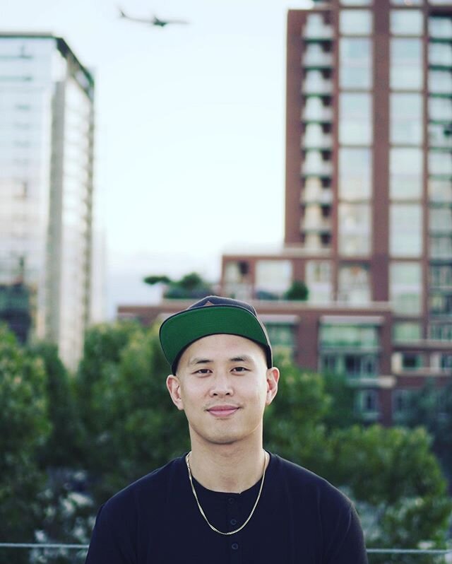 Brb...off to explore 🇻🇳 Ho Chi Minh City and get in some djing 😀 if you guys have any food recommendations please send them my way 🙏
#headhunterscrew #styleelementscrew #hochiminhcity #thuducdynamic