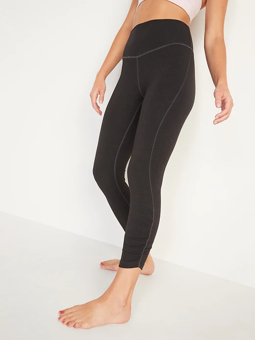 Extra High-Waisted PowerChill Hidden-Pocket Ruched 7_8-Length Leggings for Women _ Old Navy.png