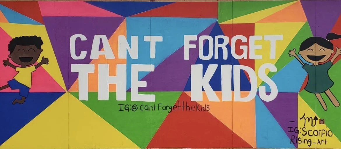 Mural on Lake Street