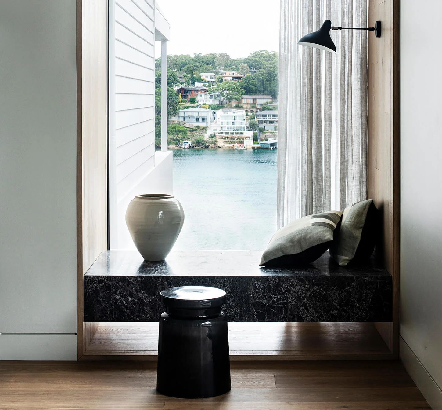 Studio aem - Waterfront Family Home Interior Design Burraneer Bay
