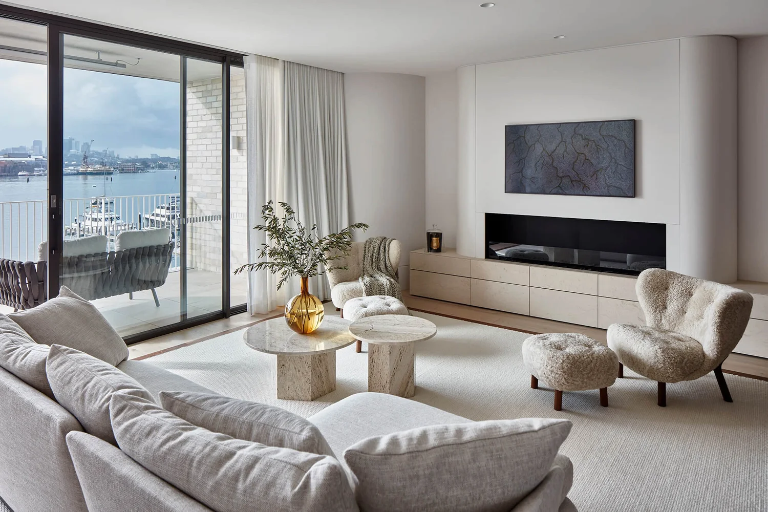Studio aem - Contemporary Waterfront Apartment Interior Design The Isles