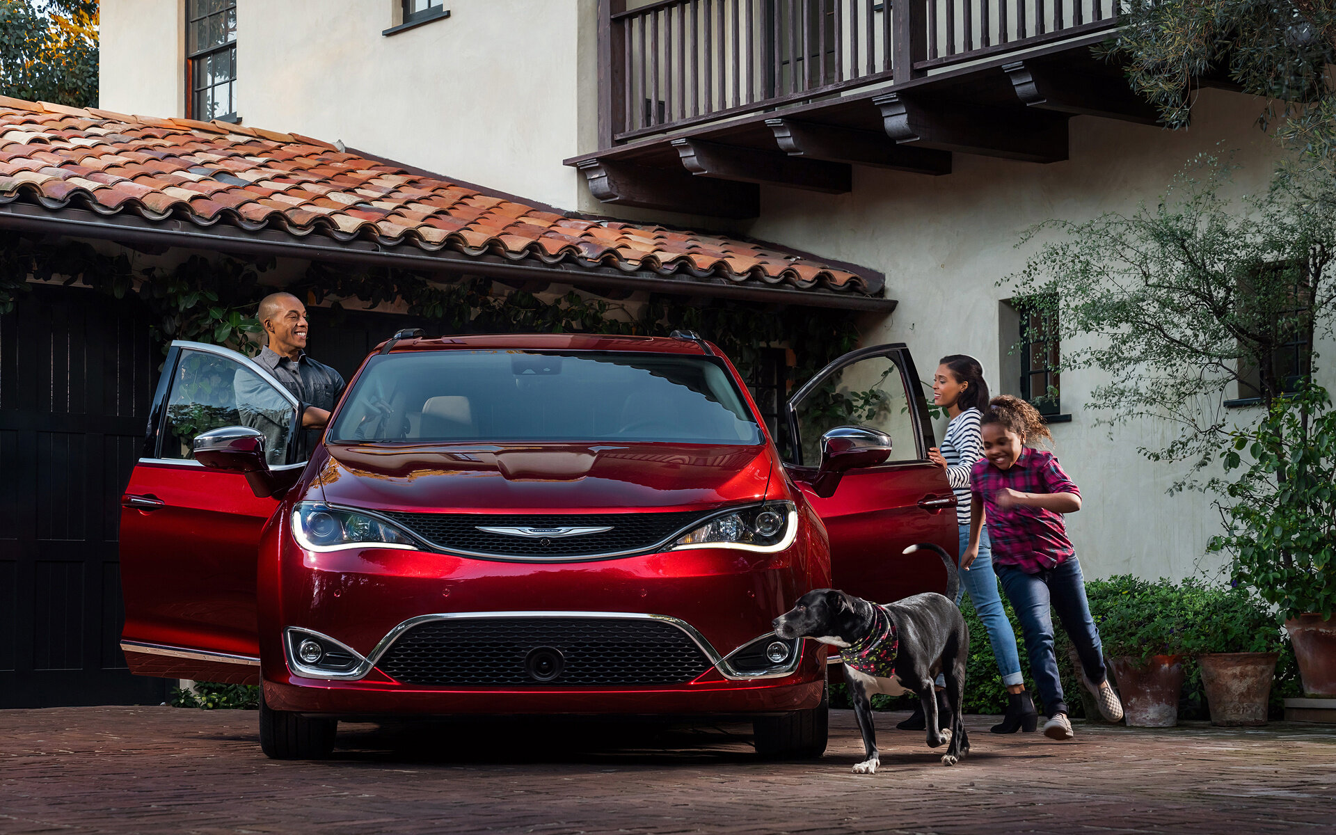 Chrysler Pacifica 4.jpg