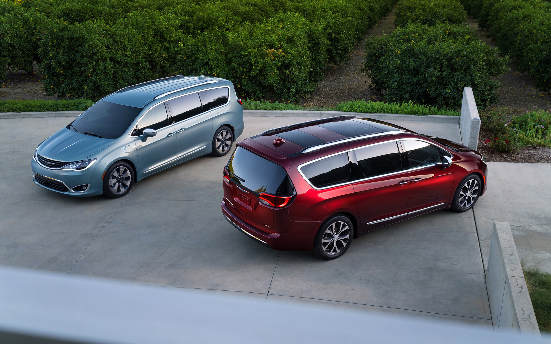 Chrysler Pacifica 5.jpg