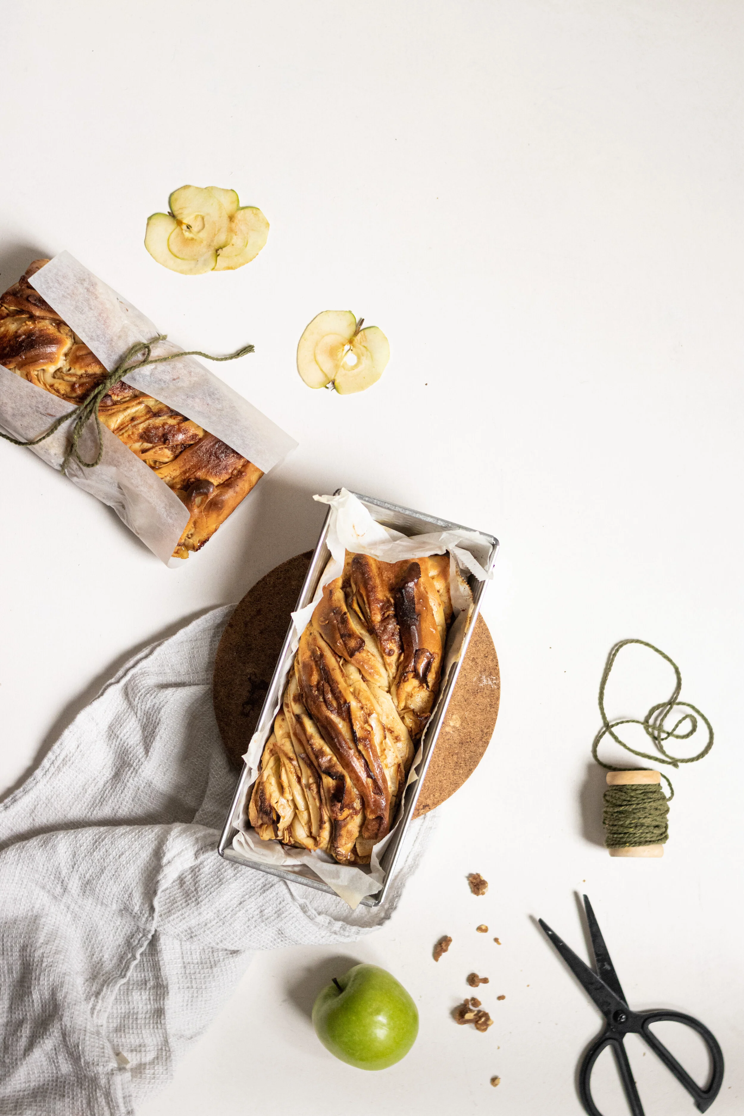 APPLE BABKA