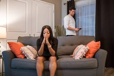couple in trouble