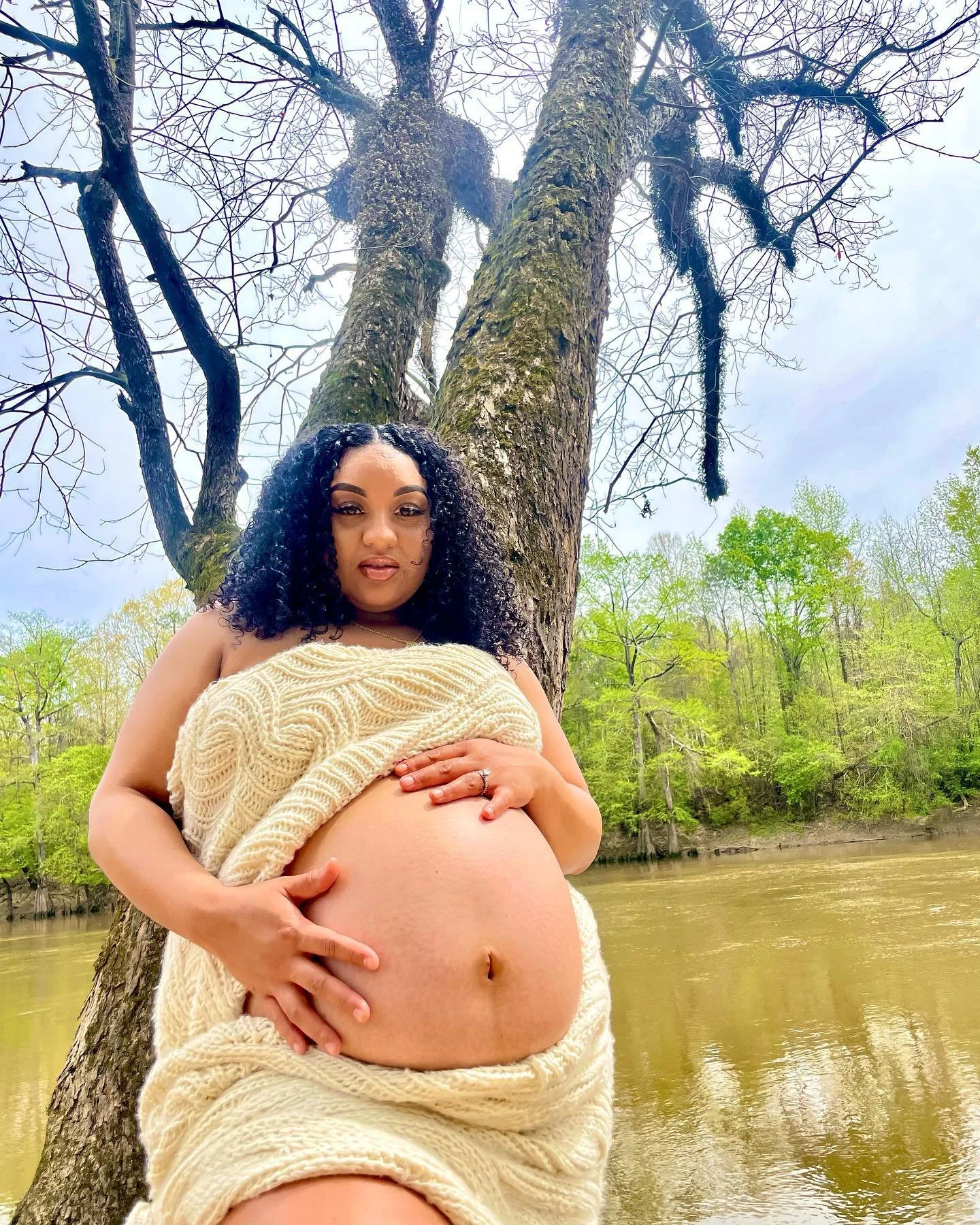 As we leave this beautiful sacred day of Yeye Ọ̀ṣun (Friday) 🍯 and move into Mama Yemọja&rsquo;s (Saturday) 🌊, remember that you are but a sweet river flowing back home to sea, always. It&rsquo;s just an inevitable direction of life. But do you rec