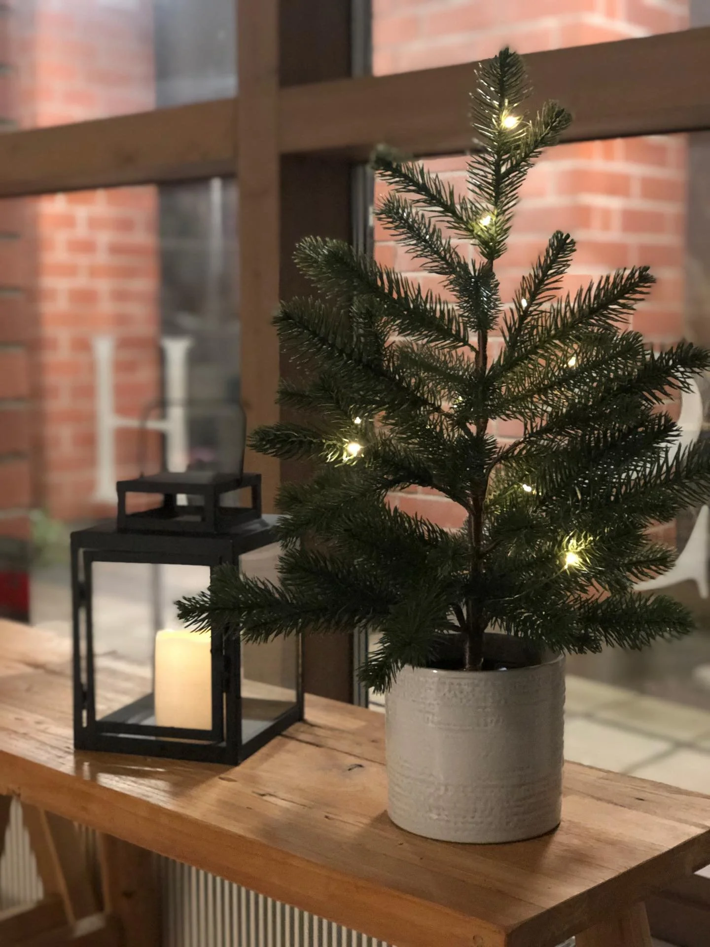 Joulun ajan aukioloajat ✨

22.12-29.12 olemme suljettuna 
Nettiajanvaraus k&auml;yt&ouml;ss&auml;nne 24/7 

Rauhallista joulun aikaa! ❤️🎄