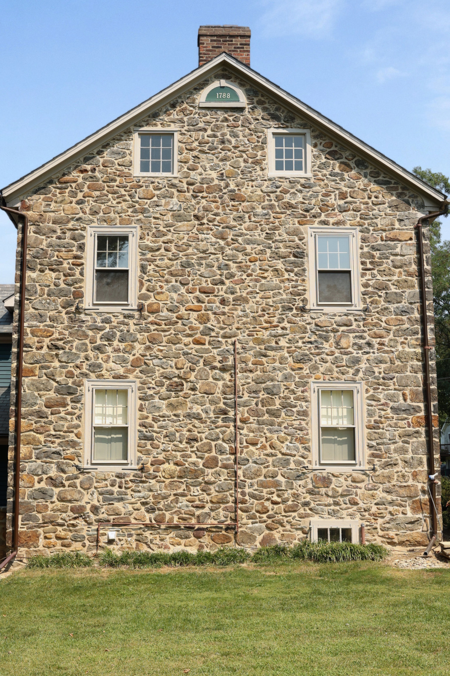 Natural stone repointing using compatible mortar materials