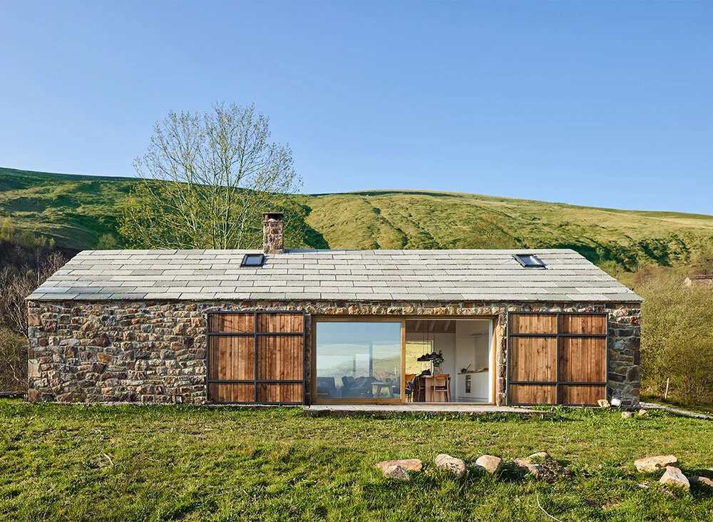 dom-v-prirodnom-parke-v-ispanii-pufikhomes-1.jpg