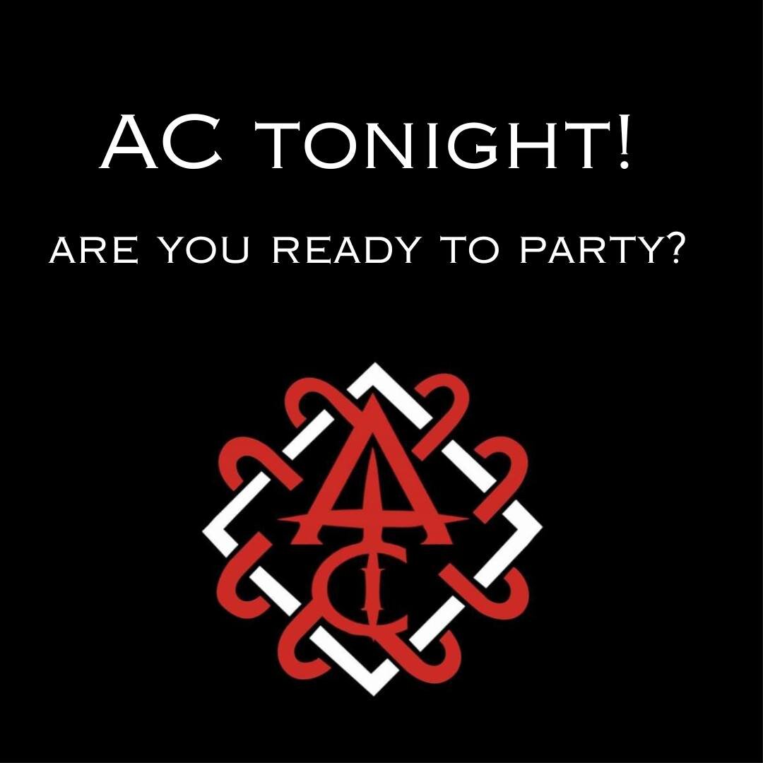TONIGHT! TONIGHT! It's party time tonight!
See you at 11pm for an epic night out... It's the end of an era....