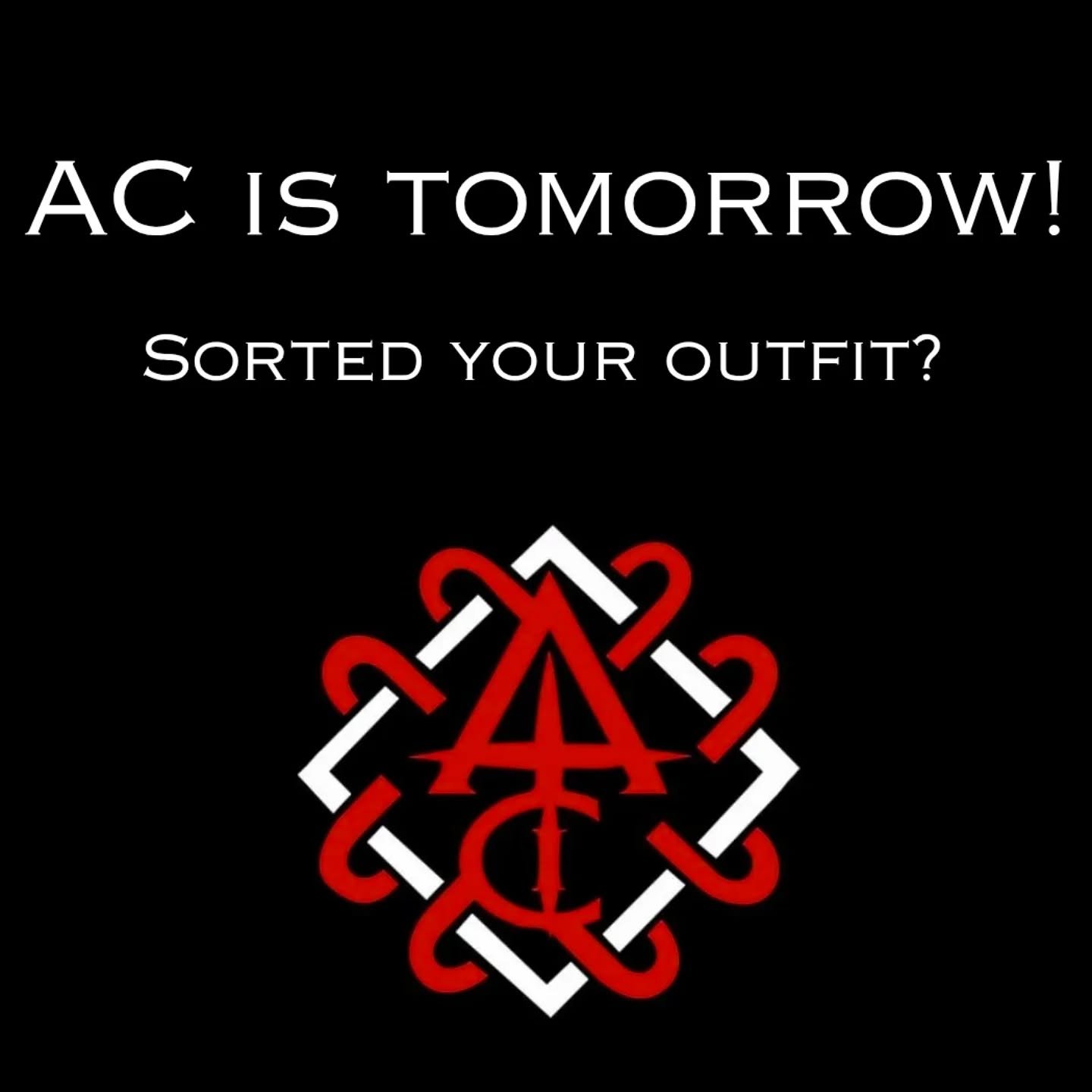 The dress code is Alternative!

If you're dressed UP, then almost anything goes... Punk, Goth, Fetishwear, Vampire, Rockabilly, Cybergoth, Steampunk, Metaller, Lolita, Cottagecore, Kawaii, Dark Academia, Faerie, Darkwear/Techwear, Cosplay

Wear rubbe