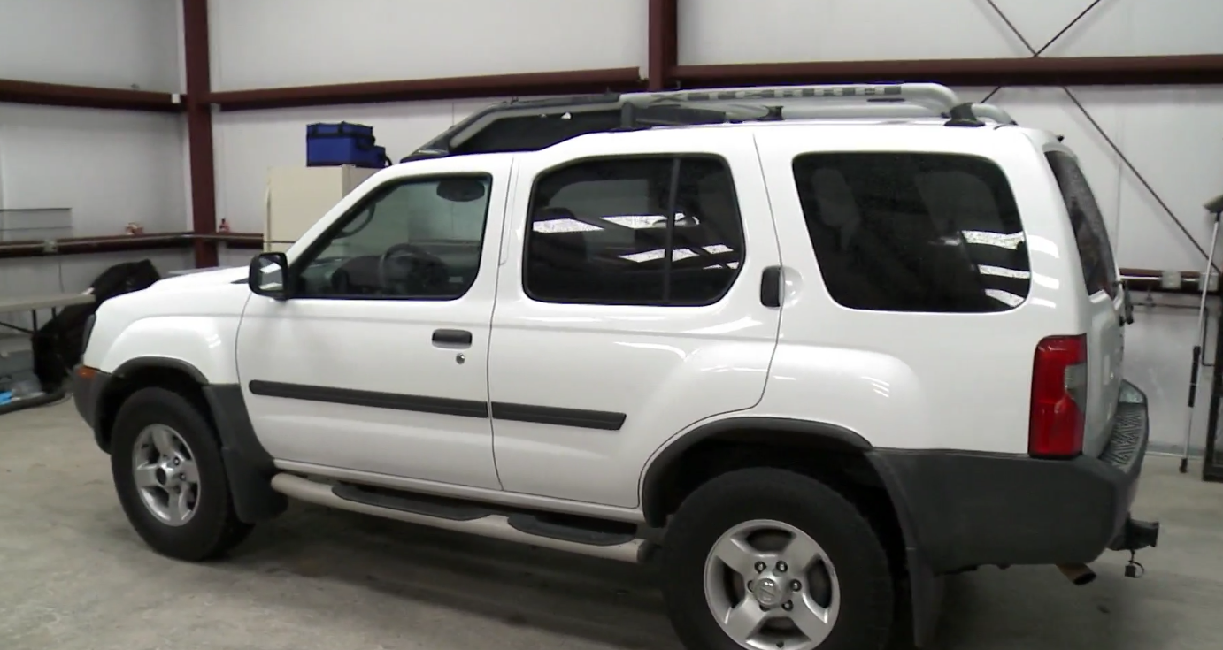 Carringer's white Xterra.png