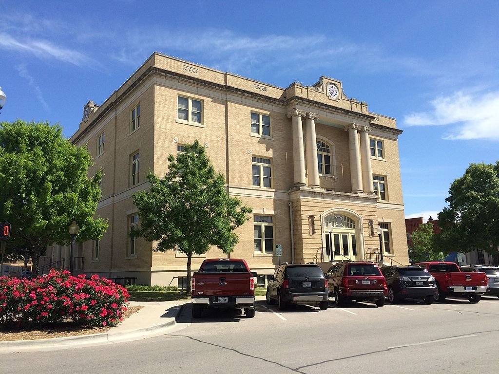 Old_Collin_County_Courthouse.jpg