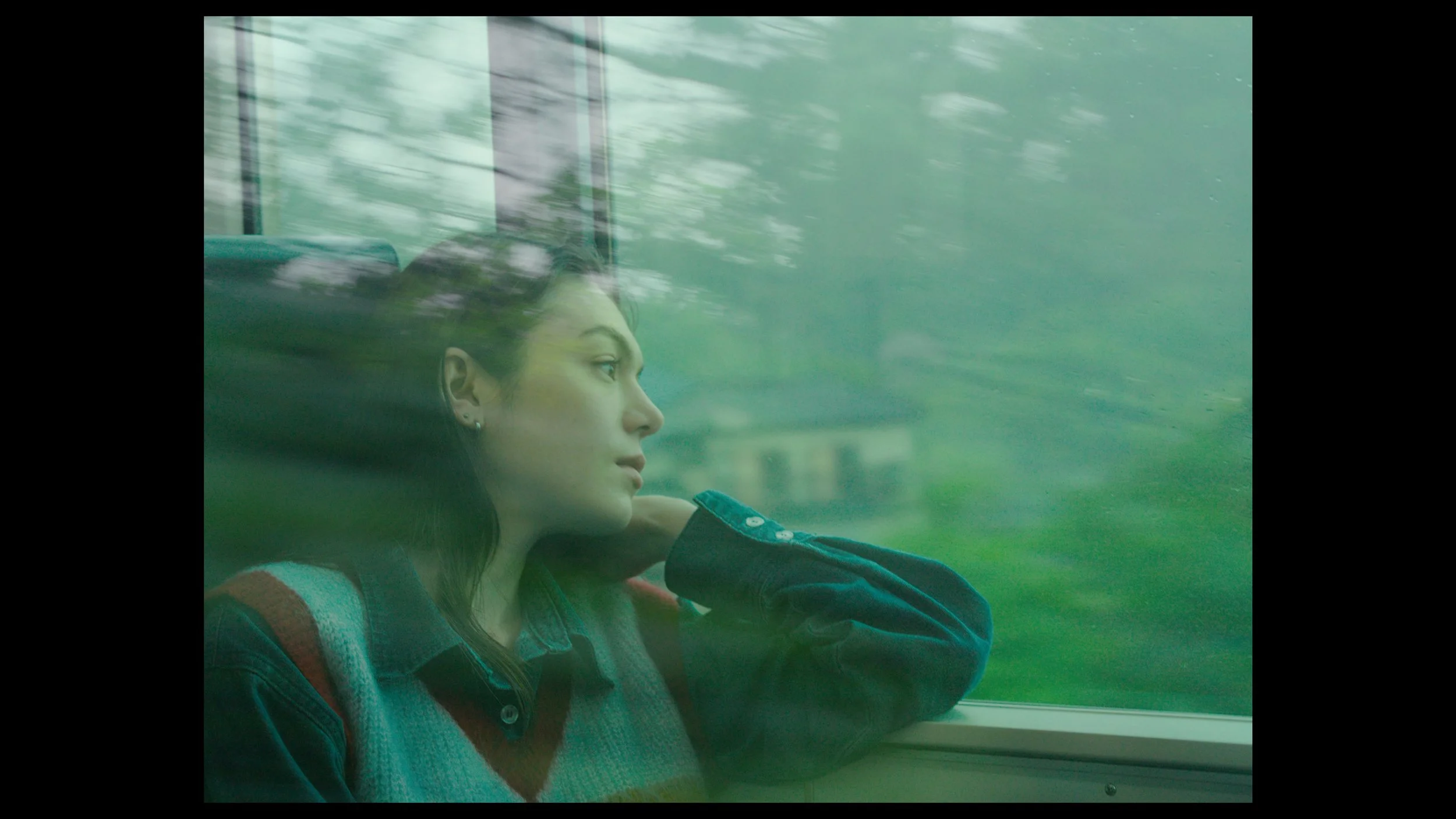 Borderline MV main 01 コピー 01.00_03_07_03.静止画039のコピー.jpg