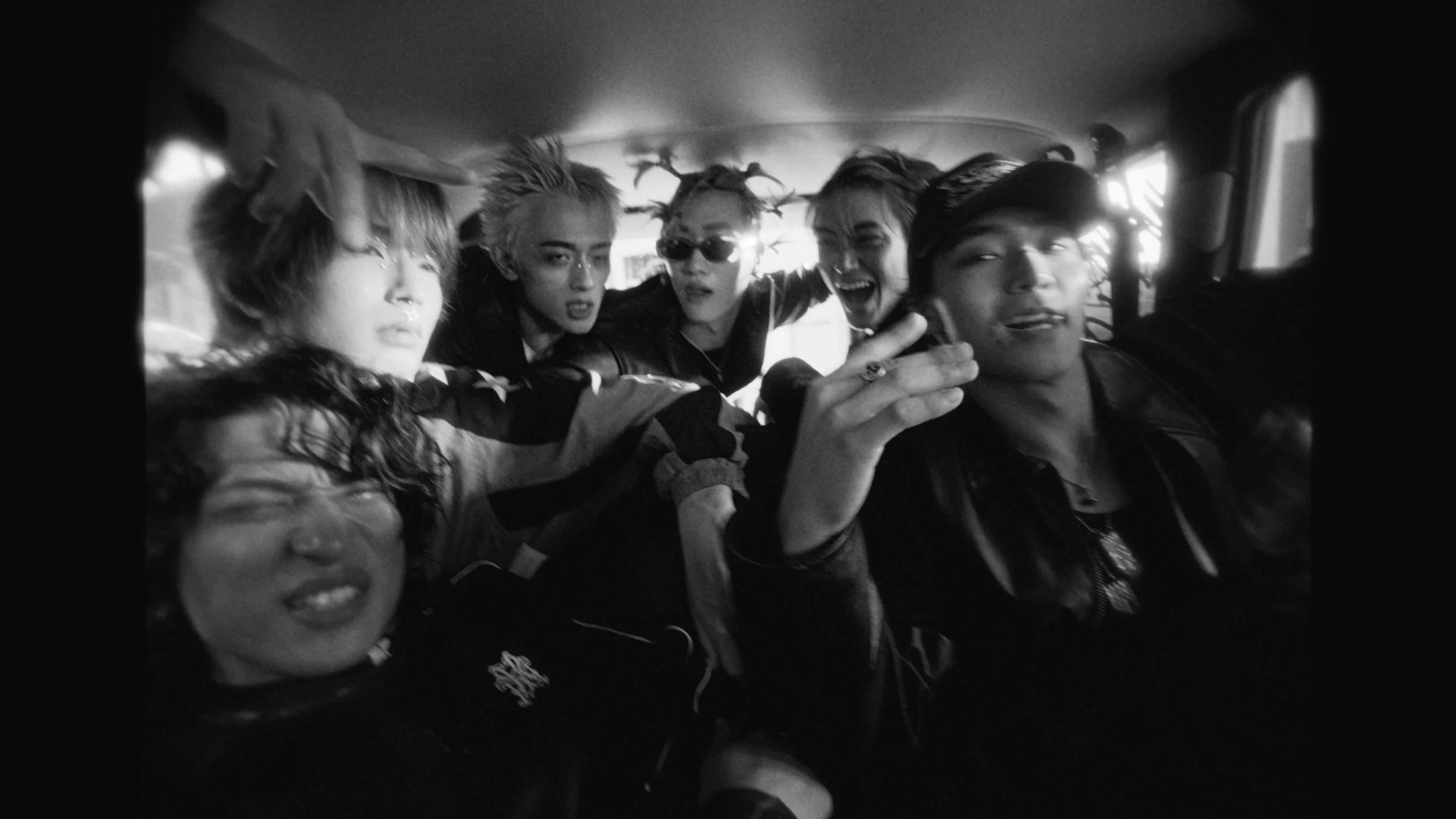 keepitgoingon mv.00_01_51_22.静止画007.jpg