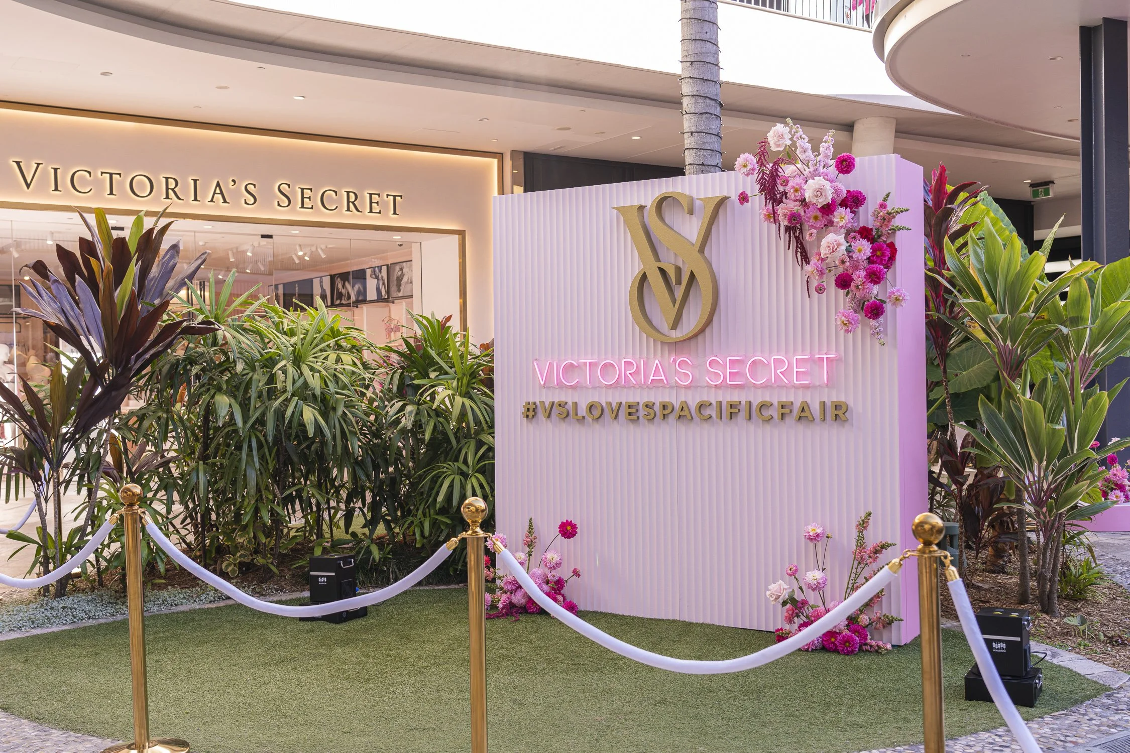 VS-Pacific-Fair-Store-Opening_24.jpg