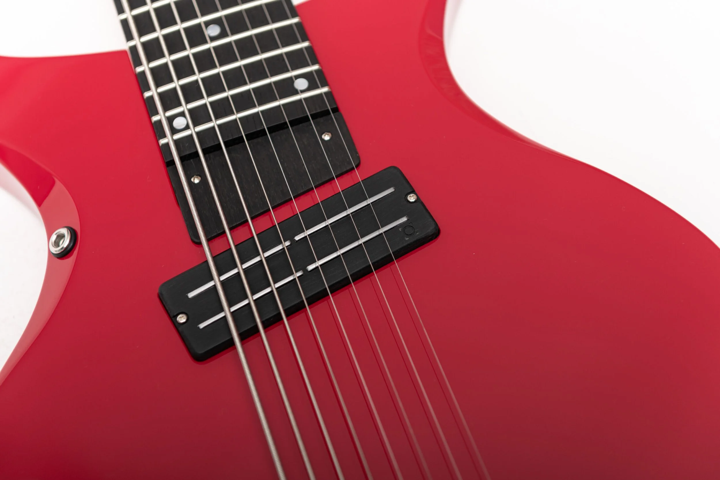 U8-Deluxe-Markus-Reuter-Signature-dakota-red8-scaled.jpg