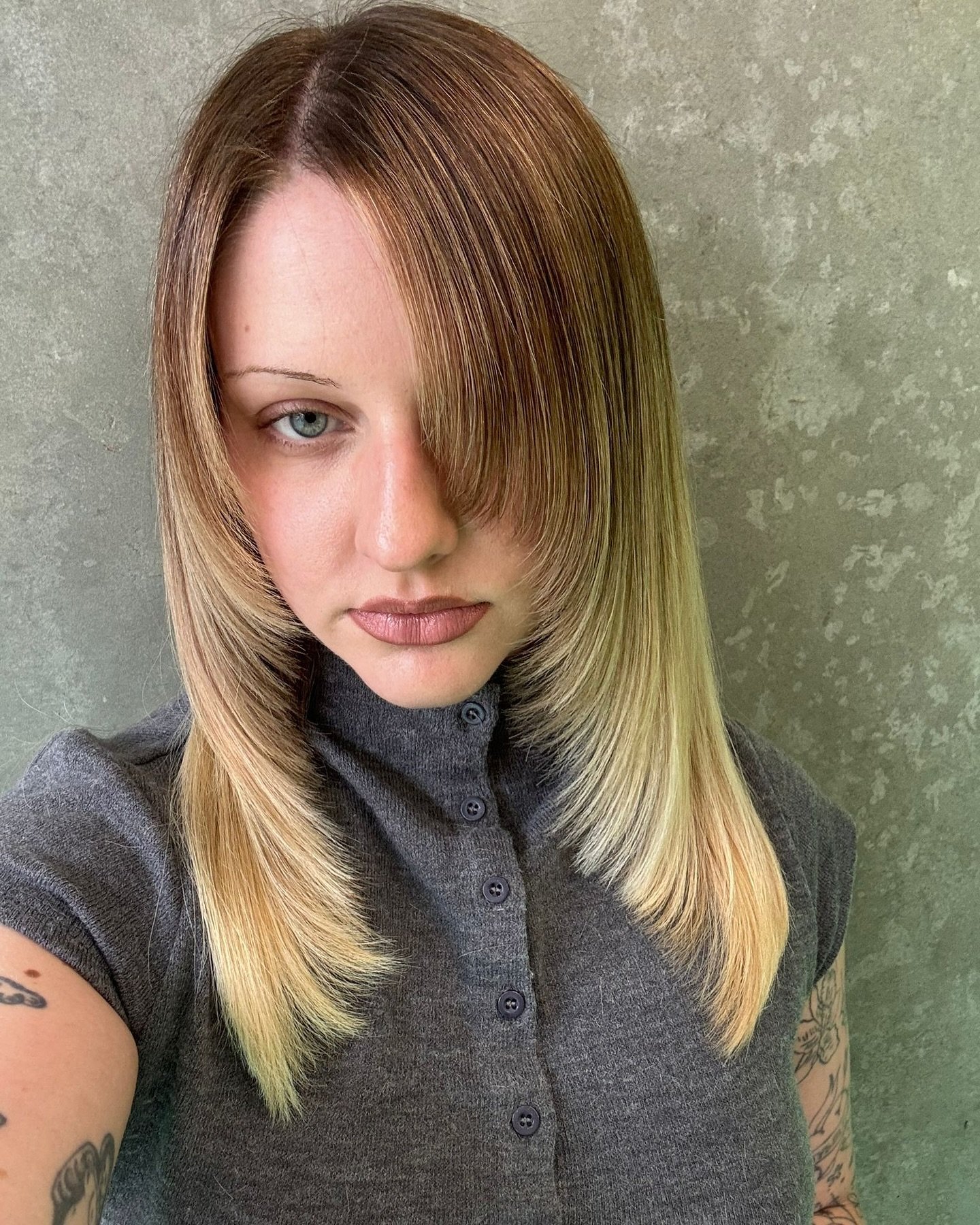 TEAM JENNIFER😏
Bit of Jen, bit of you. 
✂️ @1800.shag.me ✂️