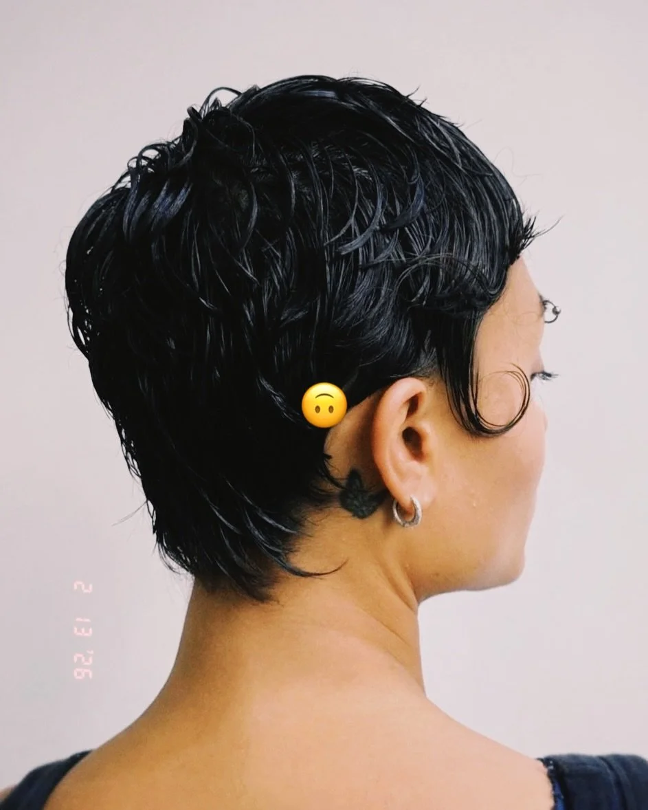 hair that made us smile this week 🙃

1. sweet textured crop @calbeasleyhair 
2. copper queen @_camp_hair 
3. soft mullet @jessieblaxley 
4. bby bangs @isabella.magdalena.hair 
5. unreal blondes &amp; blowouts @blondedlondon 
6. curly crop transforma