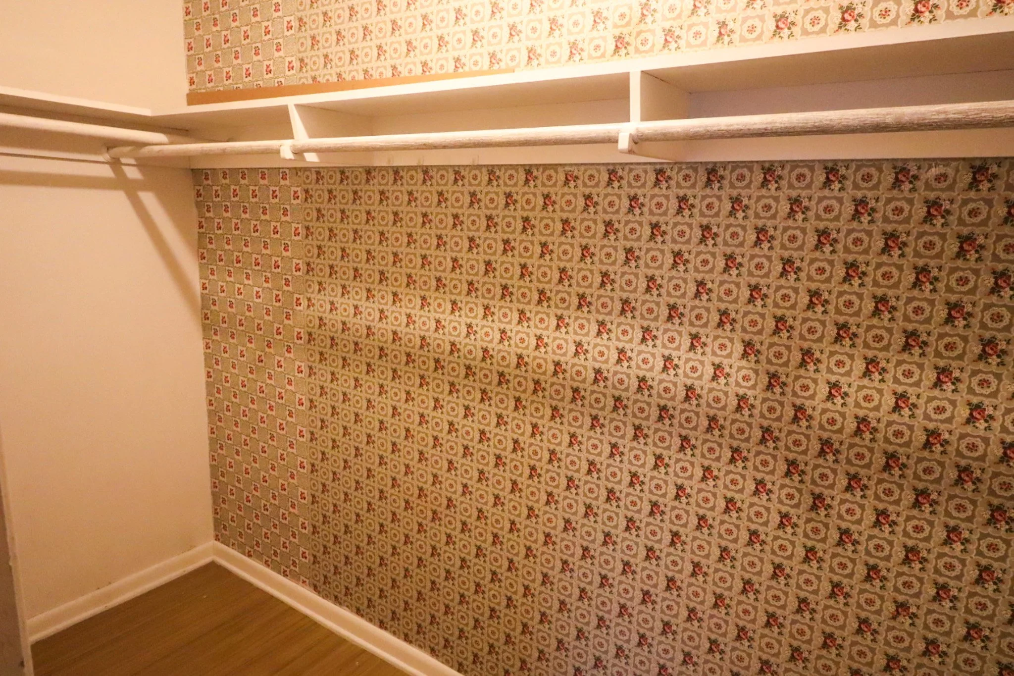 Unit 2 - Large Closet