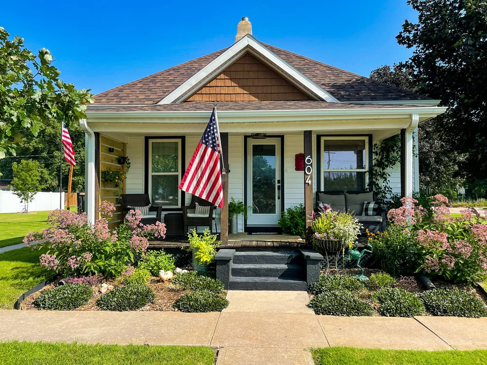 Available Listings — Country Road Realty