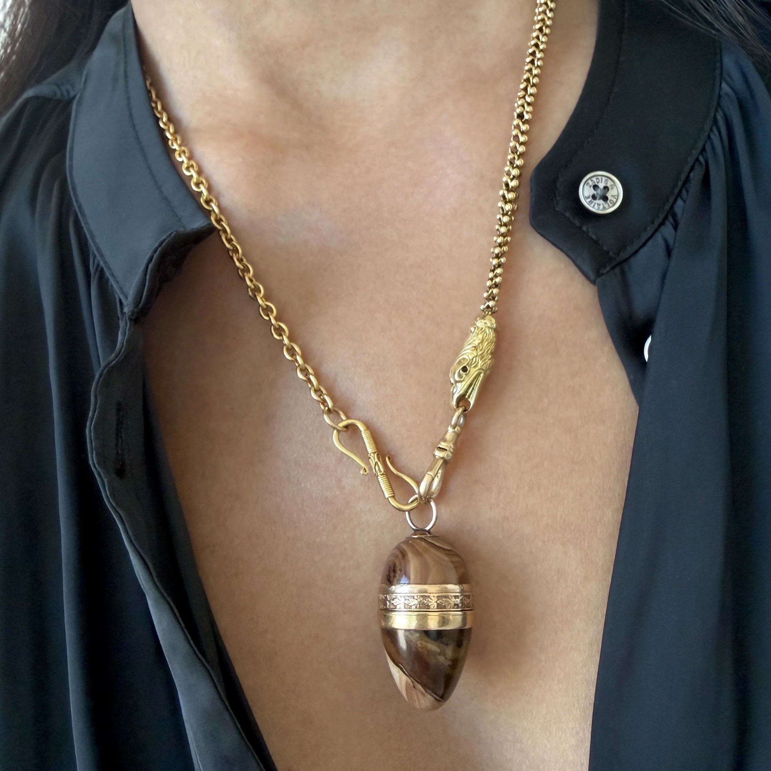 Antique Georgian Gold and Agate Egg Locket Pendant