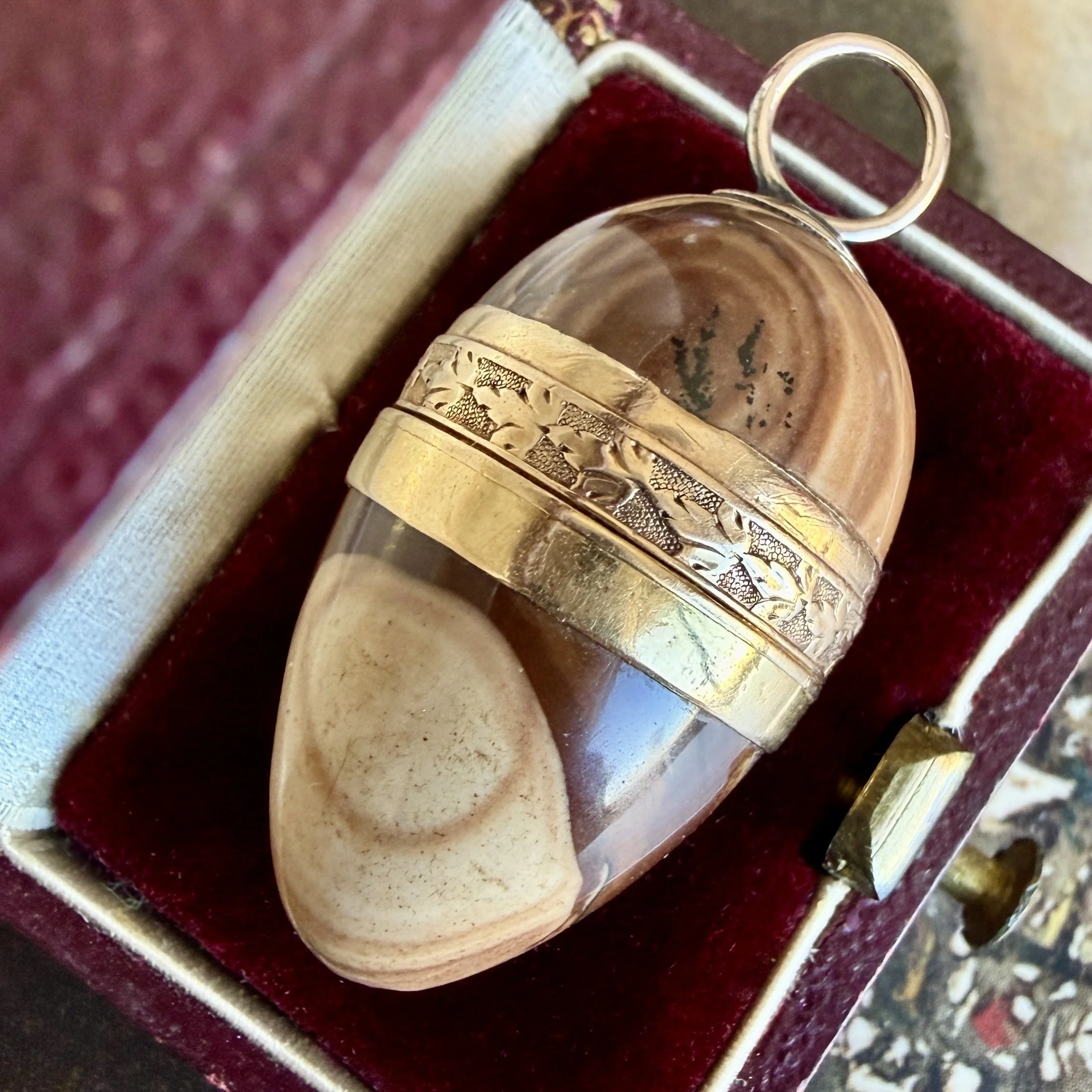 Antique Georgian Gold and Agate Egg Locket Pendant