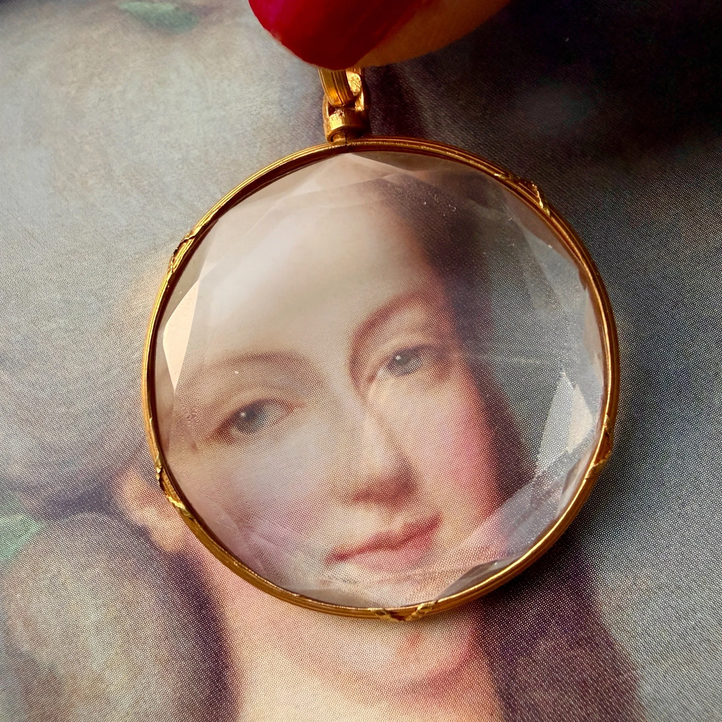 Antique French XL Gold and Faceted Glass Round Locket -- Transparency View