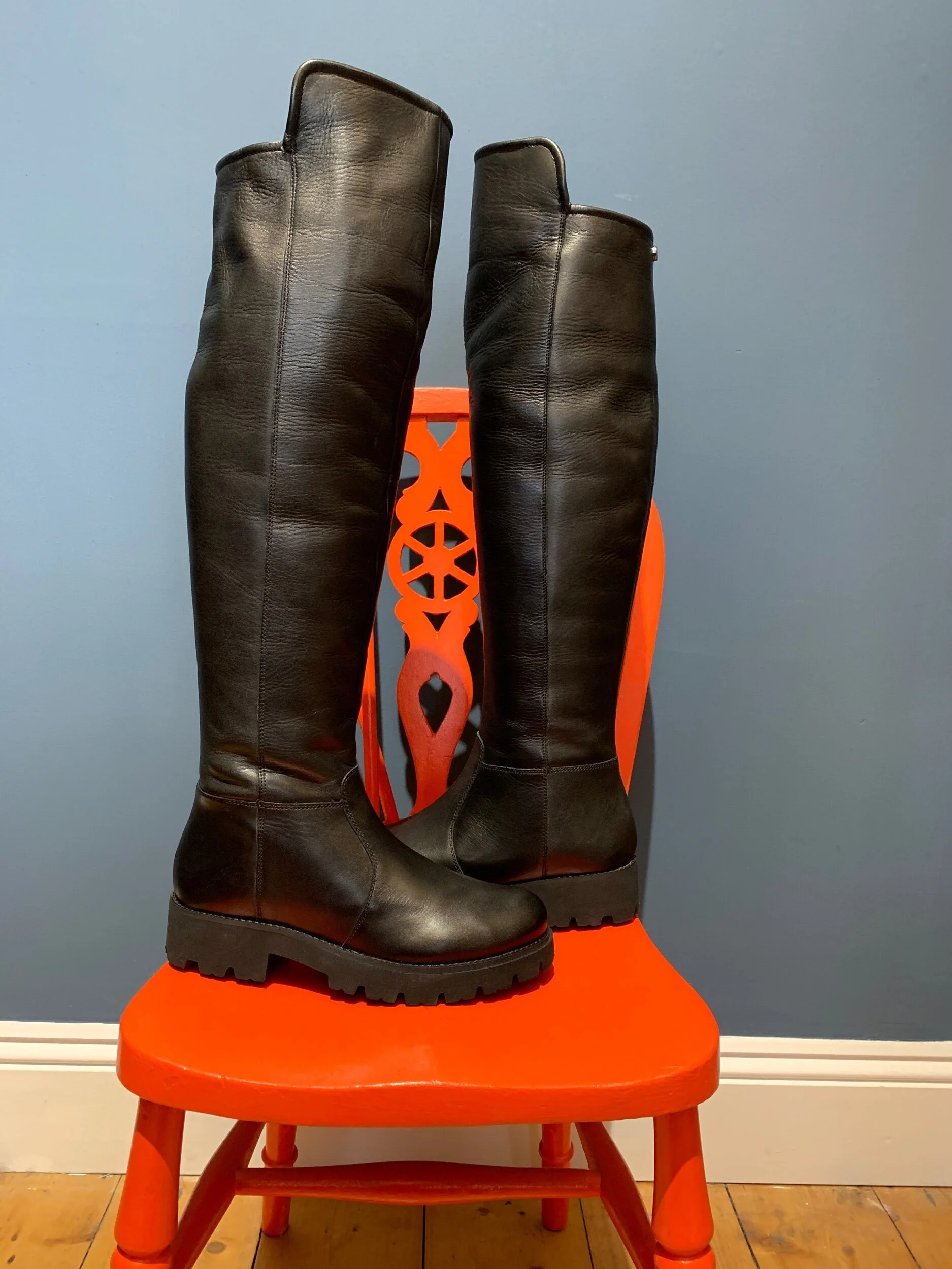 5EF1EF5F-789B-4981-923A-7CDE6047D46D