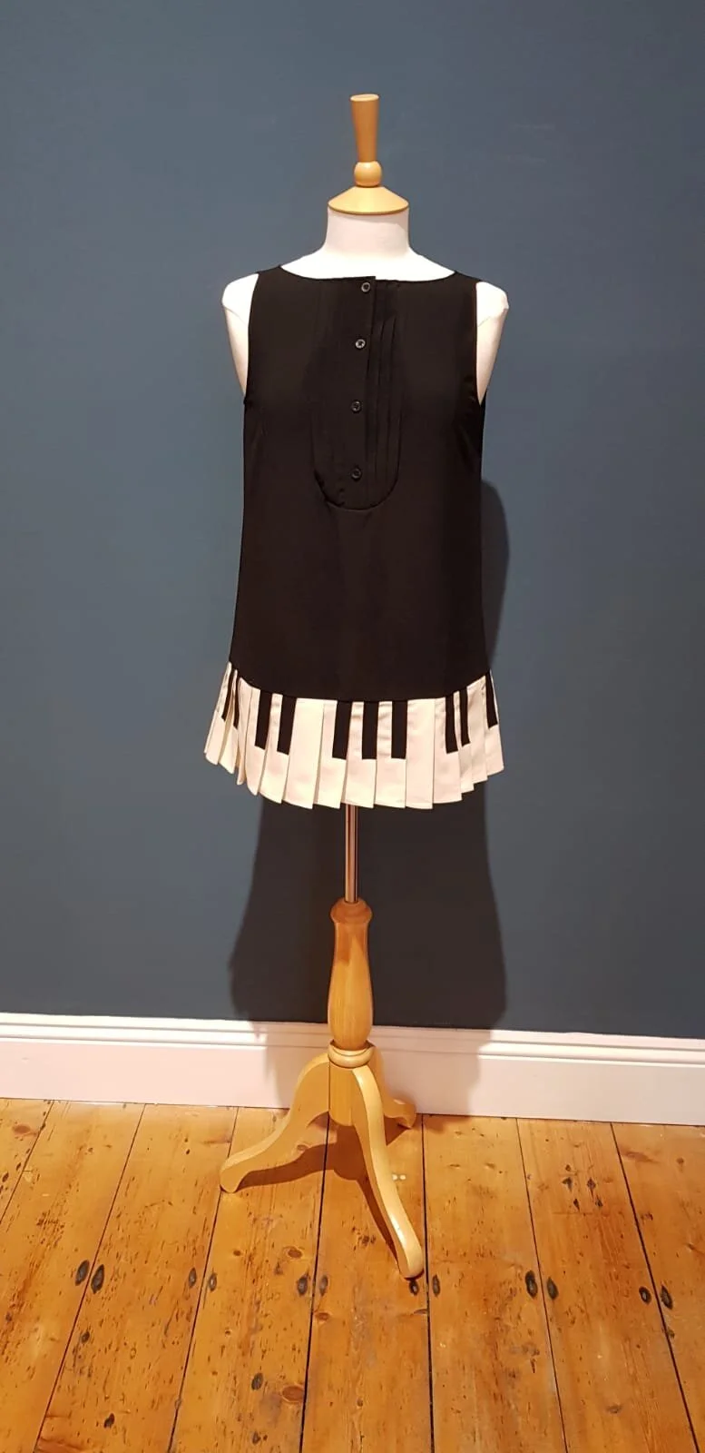 MOSCHINO CHEAP & CHIC — Rag Trade Boutique