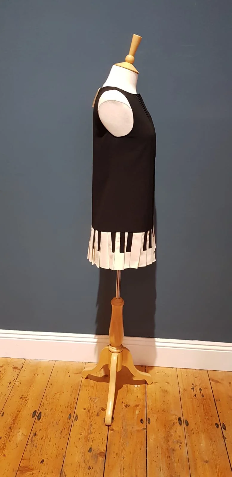 MOSCHINO CHEAP & CHIC — Rag Trade Boutique