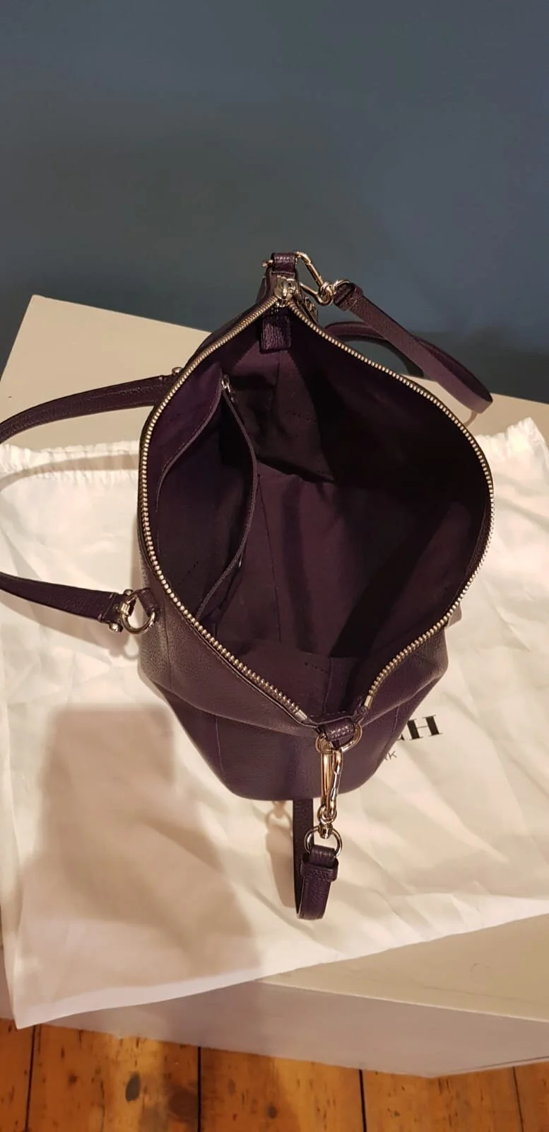 3CFE7BDF-1944-4A86-BCB9-333A7DC1A45D