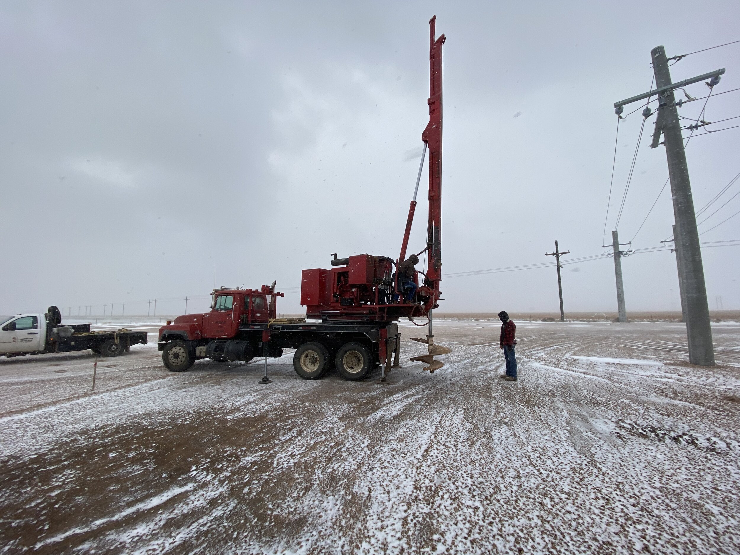Rig 4 power line poles McNabb Enterprises Hartley, TX.jpg