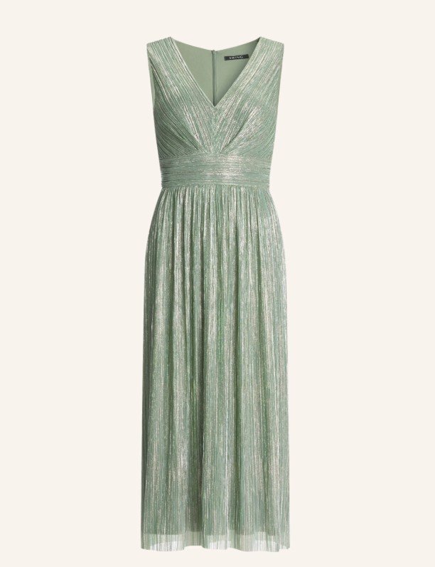 Maxikleid in Salbeigrün mit Metallic-Schimmer und Plisseefalten - Trend Hochzeitsgast 2026