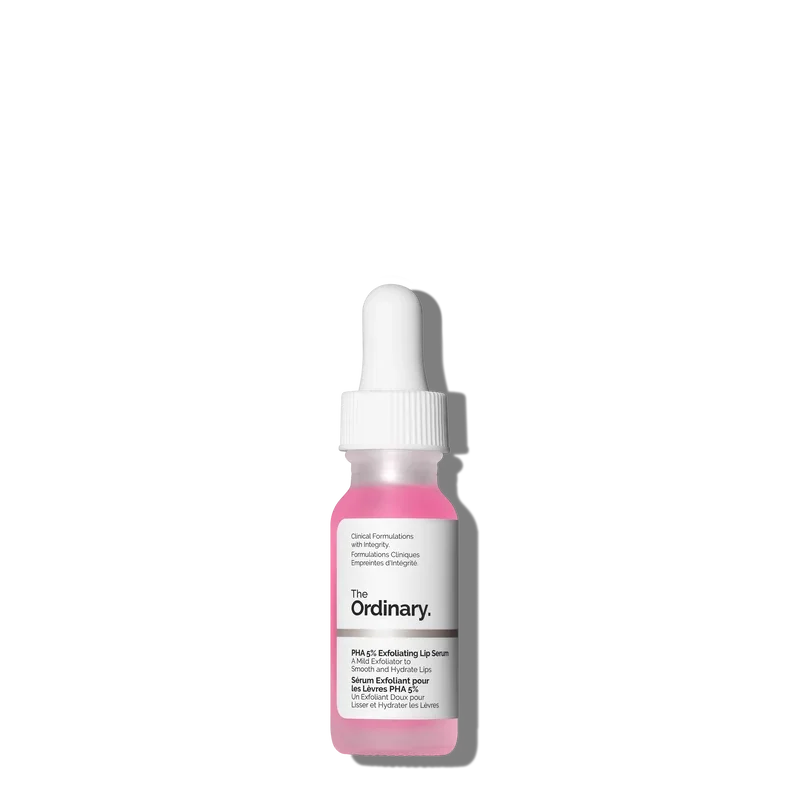 Kleines Fläschchen mit rosafarbenem Serum und weißer Pipette von The Ordinary. Das Etikett trägt die Aufschrift "PHA 5% Exfoliating Lip Serum".