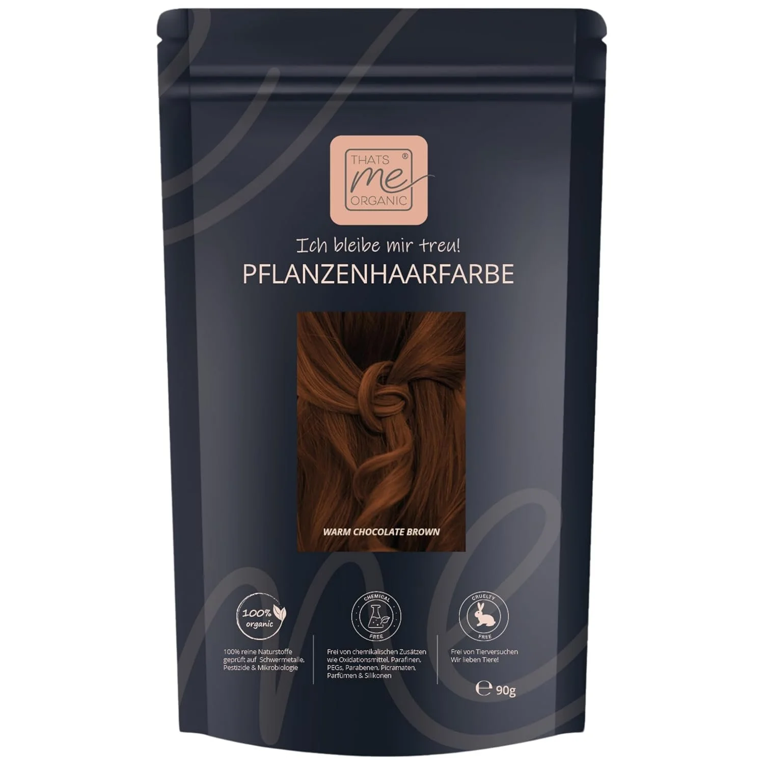Dunkle Standbeutel-Verpackung der Pflanzenhaarfarbe "Warm Chocolate Brown" von That's me Organic mit Foto einer verknoteten rotbraunen Haarsträhne.