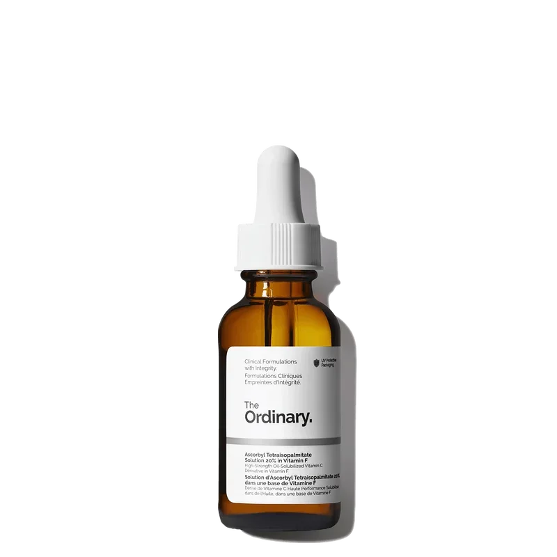 The Ordinary Vitamin-C-Serum in einer dunklen UV-Schutz-Glasflasche mit weißer Pipette.