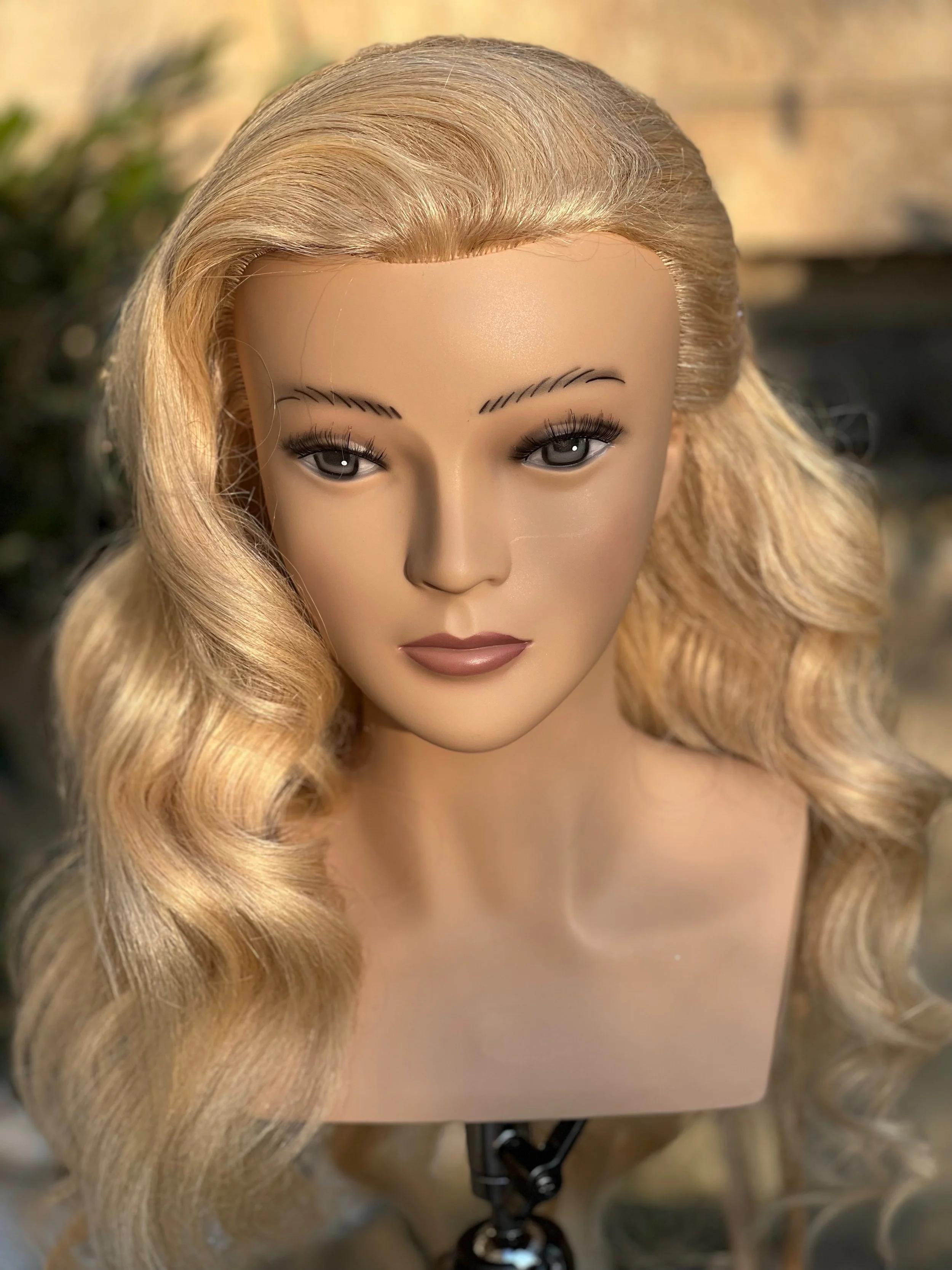 Von Vorne mit seitlicher Glitzerspange