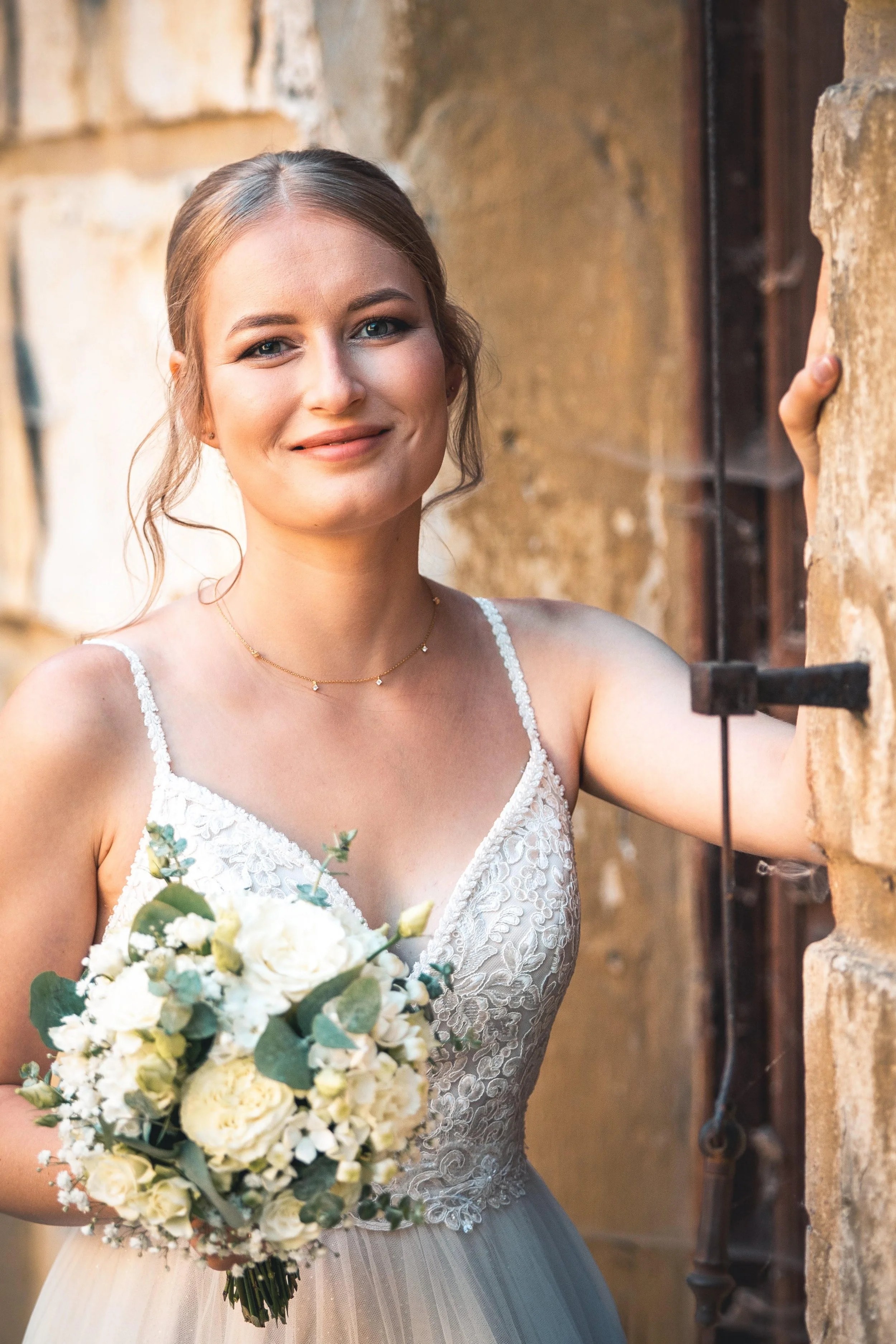 Eine schöne natürliche Braut