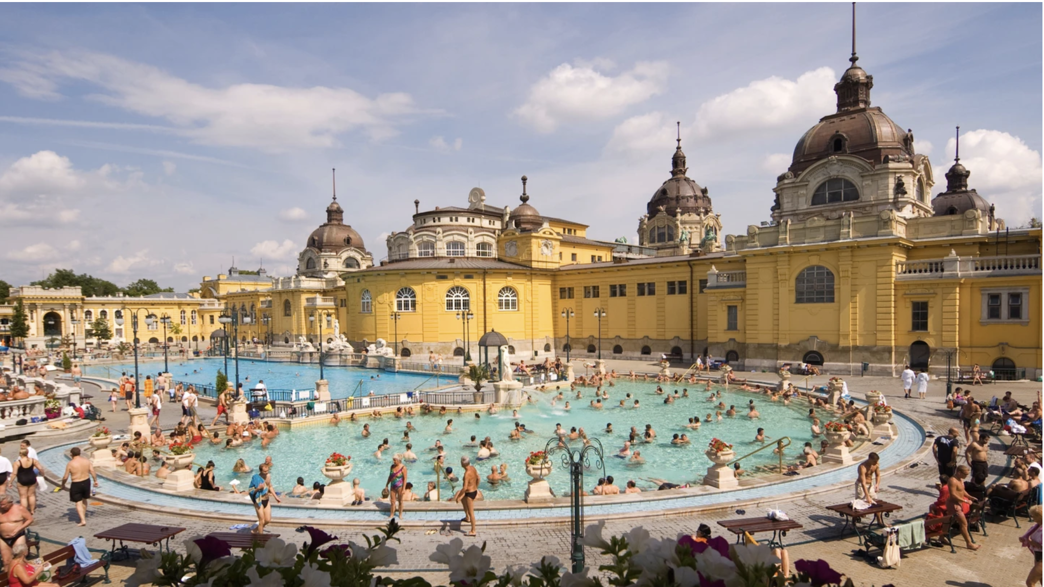 Where To Stay in Budapest: A Neighbourhood Guide to the Hungarian Capital