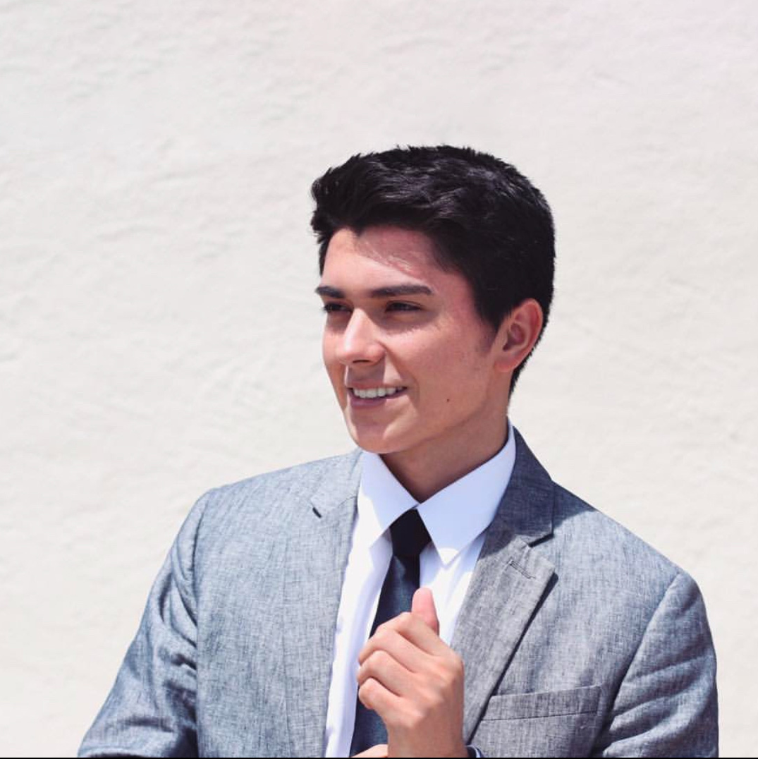 Isaac Arellano_web copy.png