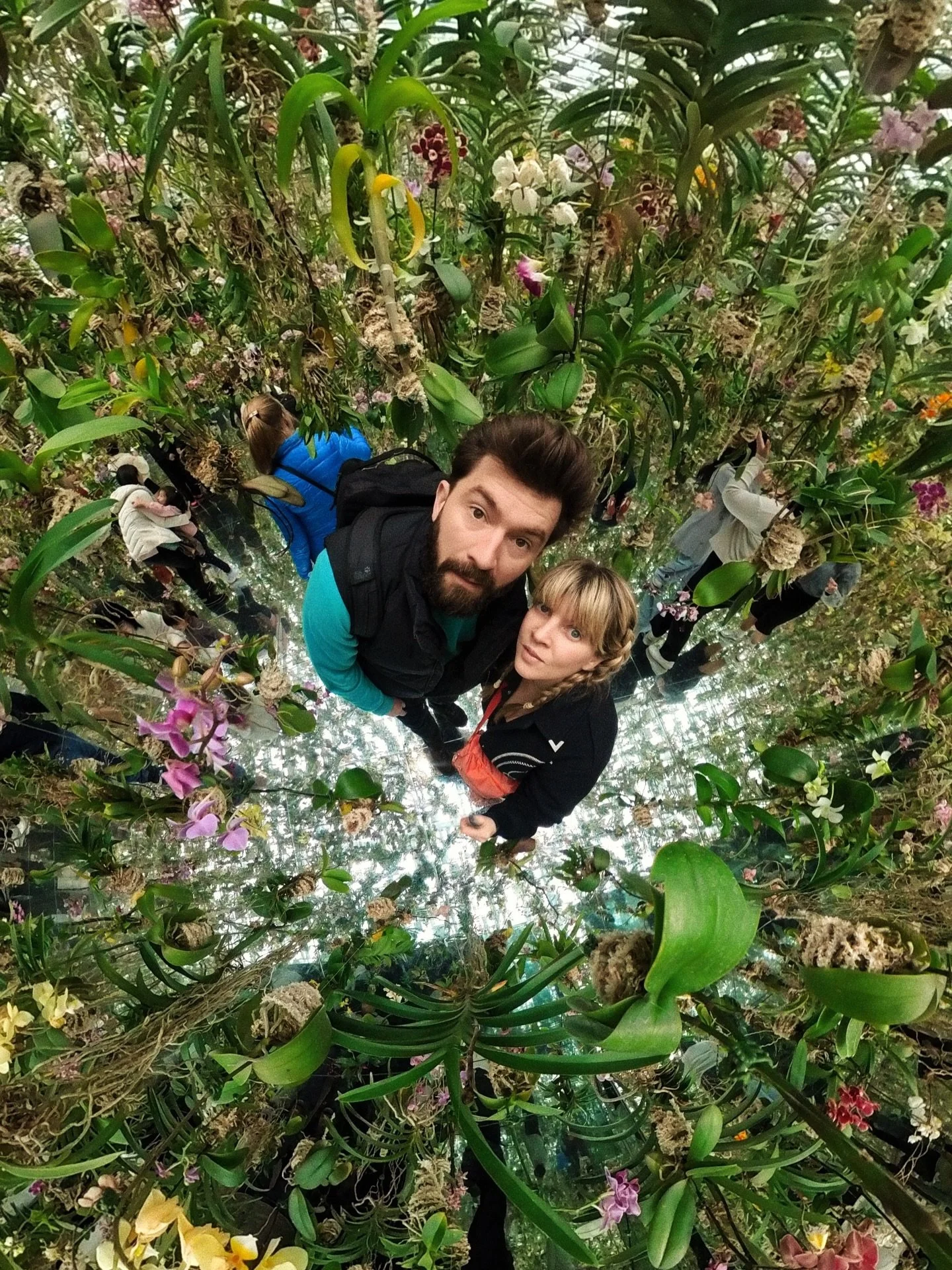 Interrupting your evening scroll with some surreal Tokyo shots all taken at @teamlab.planets &hellip; weird and wonderful stuff! 🤩